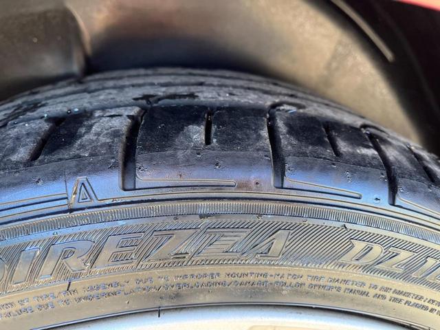 レガシィツーリングワゴン ２．５ＧＴ　Ｓパッケージ　４ＷＤ　バックカメラ　ナビ　アルミホイール　オートライト　ＨＩＤ　パワーシート　スマートキー　ＡＴ　盗難防止システム　衝突安全ボディ　ＡＢＳ　ＥＳＣ　ＣＤ　ＤＶＤ再生　エアコン（18枚目）