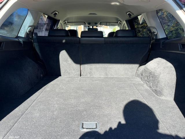 レガシィツーリングワゴン ２．５ＧＴ　Ｓパッケージ　４ＷＤ　バックカメラ　ナビ　アルミホイール　オートライト　ＨＩＤ　パワーシート　スマートキー　ＡＴ　盗難防止システム　衝突安全ボディ　ＡＢＳ　ＥＳＣ　ＣＤ　ＤＶＤ再生　エアコン（23枚目）