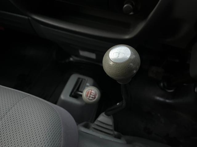 バネットバン ＣＤ　４ＷＤ　スライドドア　ＭＴ　エアコン　運転席エアバッグ（5枚目）