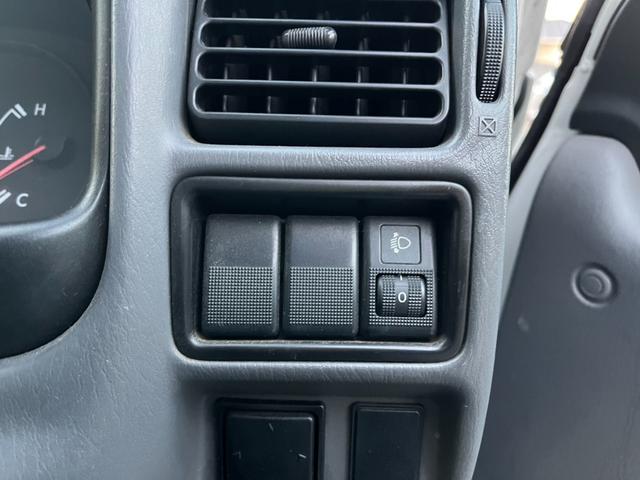 バネットバン ＤＸ　４ＷＤ　スライドドア　ＣＶＴ　エアコン　運転席エアバッグ　助手席エアバッグ（5枚目）