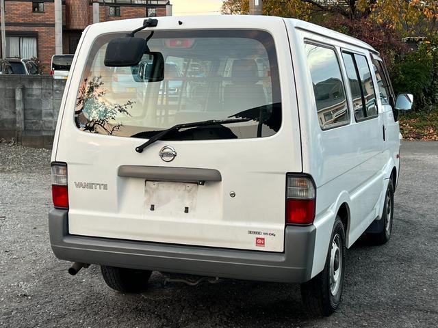 バネットバン ＤＸ　４ＷＤ　スライドドア　ＣＶＴ　エアコン　運転席エアバッグ　助手席エアバッグ（14枚目）