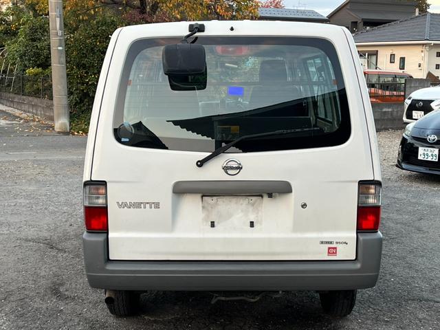バネットバン ＤＸ　４ＷＤ　スライドドア　ＣＶＴ　エアコン　運転席エアバッグ　助手席エアバッグ（15枚目）