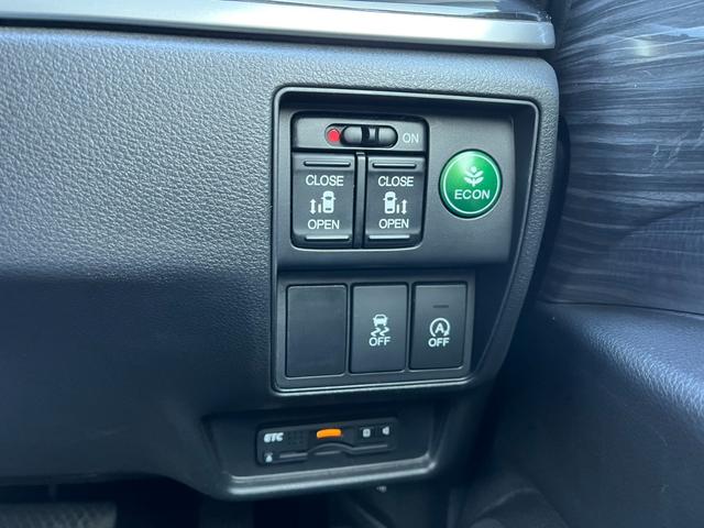 オデッセイ アブソルート・ＥＸ　ＥＴＣ　全周囲カメラ　ナビ　ＴＶ　オートクルーズコントロール　衝突被害軽減システム　両側電動スライドドア　オートライト　ＬＥＤヘッドランプ　スマートキー　アイドリングストップ（10枚目）