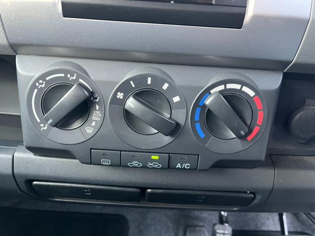 ワゴンＲ ＦＴ　キーレスエントリー　ベンチシート　ＡＴ　盗難防止システム　ＡＢＳ　ＣＤ　衝突安全ボディ　エアコン　パワーステアリング　パワーウィンドウ（3枚目）
