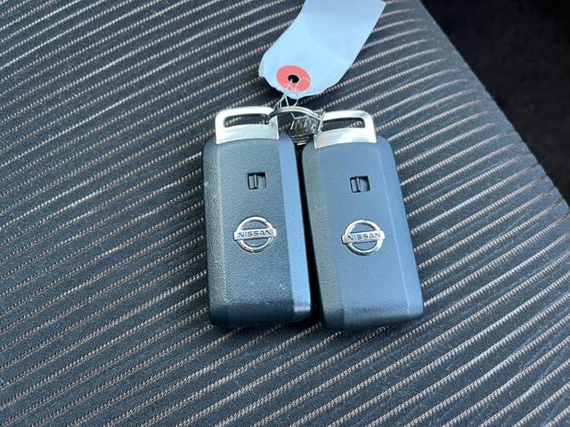 デイズ ハイウェイスター　Ｇターボ　全周囲カメラ　ナビ　ＴＶ　オートライト　ＨＩＤ　スマートキー　電動格納ミラー　ベンチシート　ＣＶＴ　盗難防止システム　ＡＢＳ　ＥＳＣ　ＣＤ　ＵＳＢ　ミュージックプレイヤー接続可（8枚目）