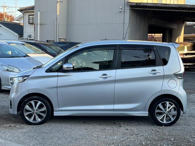 デイズ ハイウェイスター　Ｇターボ　全周囲カメラ　ナビ　ＴＶ　オートライト　ＨＩＤ　スマートキー　電動格納ミラー　ベンチシート　ＣＶＴ　盗難防止システム　ＡＢＳ　ＥＳＣ　ＣＤ　ＵＳＢ　ミュージックプレイヤー接続可（18枚目）