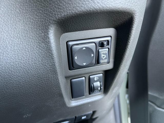 キューブ ライダー　ナビ　ＴＶ　スマートキー　電動格納ミラー　ベンチシート　ＣＶＴ　アルミホイール　ＣＤ　ＵＳＢ　ミュージックプレイヤー接続可　盗難防止システム　衝突安全ボディ　ＡＢＳ　エアコン　パワーステアリング（5枚目）