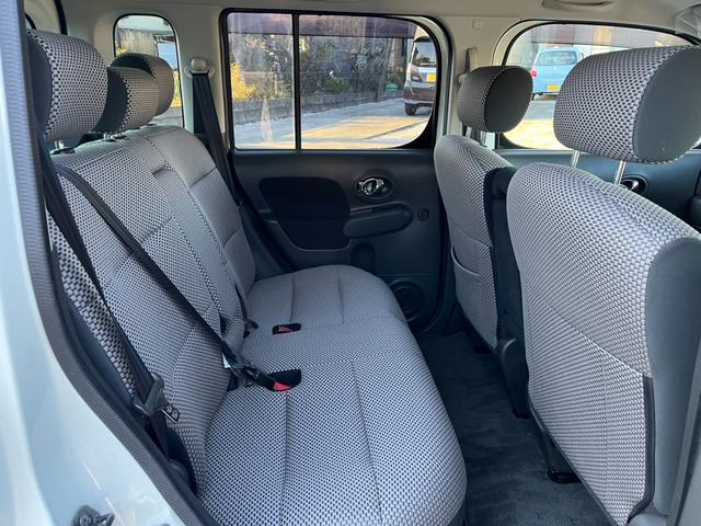 キューブ ライダー　ナビ　ＴＶ　スマートキー　電動格納ミラー　ベンチシート　ＣＶＴ　アルミホイール　ＣＤ　ＵＳＢ　ミュージックプレイヤー接続可　盗難防止システム　衝突安全ボディ　ＡＢＳ　エアコン　パワーステアリング（11枚目）