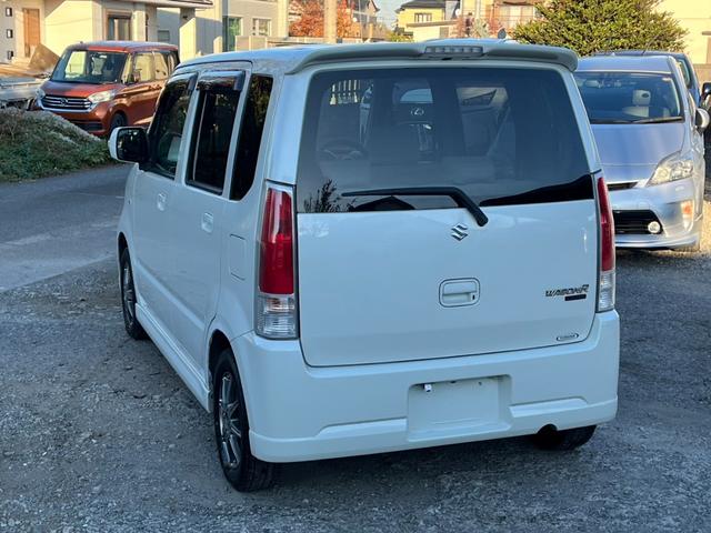 ワゴンＲ ＦＴ－Ｓリミテッド　バックカメラ　ナビ　ＴＶ　スマートキー　シートヒーター　ベンチシート　ＡＴ　盗難防止システム　ＡＢＳ　ＣＤ　ＵＳＢ　Ｂｌｕｅｔｏｏｔｈ　アルミホイール　衝突安全ボディ　エアコン　パワーステアリング（16枚目）