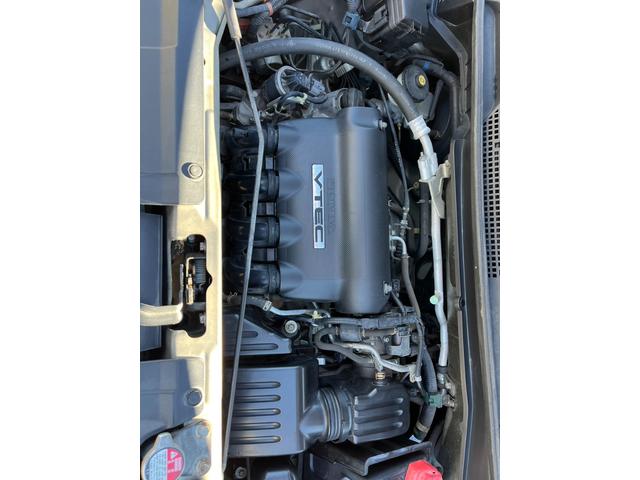 モビリオスパイク Ｗ　アクティブエディション　ナビ　ＴＶ　両側スライド・片側電動　キーレスエントリー　ベンチシート　ＣＶＴ　ＣＤ　ＵＳＢ　盗難防止システム　衝突安全ボディ　ＡＢＳ　エアコン　パワーステアリング　パワーウィンドウ（20枚目）