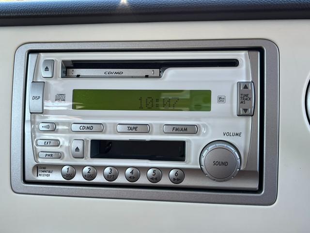 アルトラパン Ｘ２　キーレスエントリー　電動格納ミラー　ＡＴ　ＣＤ　ＭＤ　エアコン　パワーウィンドウ　運転席エアバッグ　助手席エアバッグ（3枚目）