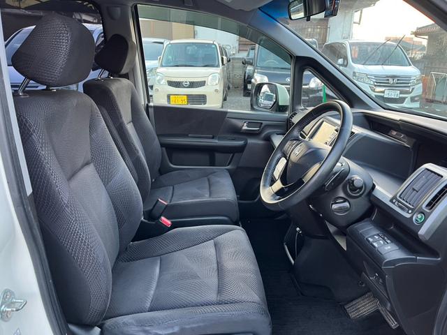 ステップワゴンスパーダ クールスピリット ETC 全周囲カメラ ナビ TV 両側電動スライドドア オートライト HID スマートキー 後席モニター 3列シート CVT アルミホイール CD USB(10枚目)