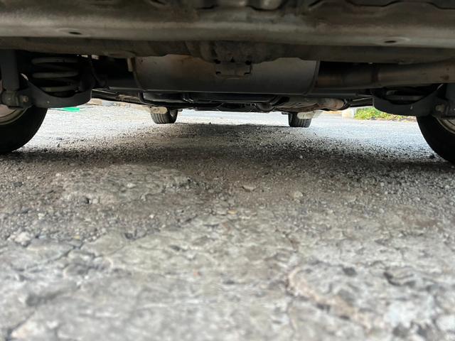 ステップワゴンスパーダ クールスピリット ETC 全周囲カメラ ナビ TV 両側電動スライドドア オートライト HID スマートキー 後席モニター 3列シート CVT アルミホイール CD USB(30枚目)