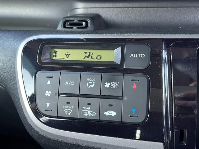 N-BOX G SSパッケージ 4WD バックカメラ 両側電動スライドドア ナビ TV 衝突被害軽減システム スマートキー アイドリングストップ シートヒーター ベンチシート CVT 盗難防止システム ABS ESC CD(6枚目)