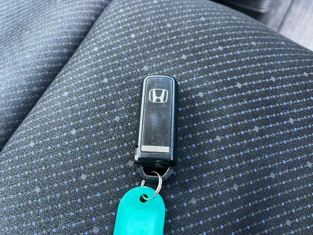 N-BOX G SSパッケージ 4WD バックカメラ 両側電動スライドドア ナビ TV 衝突被害軽減システム スマートキー アイドリングストップ シートヒーター ベンチシート CVT 盗難防止システム ABS ESC CD(9枚目)