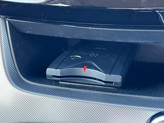 ステラ カスタムR スマートアシスト 4WD ETC 衝突被害軽減システム オートライト LEDヘッドランプ スマートキー アイドリングストップ ベンチシート CVT 盗難防止システム ABS ESC CD USB(5枚目)