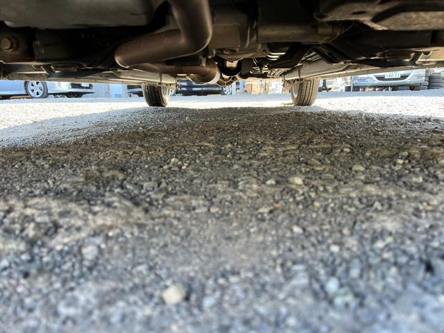 ステラ カスタムR スマートアシスト 4WD ETC 衝突被害軽減システム オートライト LEDヘッドランプ スマートキー アイドリングストップ ベンチシート CVT 盗難防止システム ABS ESC CD USB(24枚目)