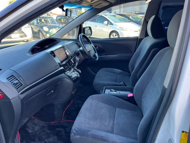 エスティマ アエラス バックカメラ ナビ TV オートクルーズコントロール 両側電動スライドドア オートライト HID スマートキー 電動格納ミラー 後席モニター 3列シート CVT アルミホイール CD DVD再生(23枚目)