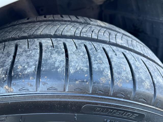 エスティマ アエラス バックカメラ ナビ TV オートクルーズコントロール 両側電動スライドドア オートライト HID スマートキー 電動格納ミラー 後席モニター 3列シート CVT アルミホイール CD DVD再生(29枚目)