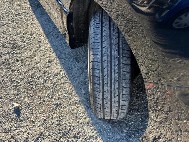 セレナ ハイウェイスター Vセレクション 4WD オートクルーズコントロール 両側電動スライドドア オートライト スマートキー 電動格納ミラー 3列シート CVT アルミホイール ミュージックプレイヤー接続可(22枚目)