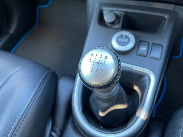 エクストレイル ２０ＧＴ　４ＷＤ　バックカメラ　ナビ　ＴＶ　アルミホイール　スマートキー　ＭＴ　盗難防止システム　衝突安全ボディ　ＵＳＢ　ミュージックプレイヤー接続可　Ｂｌｕｅｔｏｏｔｈ　ＡＢＳ　エアコン　パワーステアリング（7枚目）