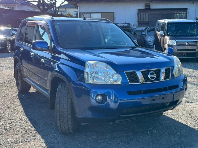 エクストレイル ２０ＧＴ　４ＷＤ　バックカメラ　ナビ　ＴＶ　アルミホイール　スマートキー　ＭＴ　盗難防止システム　衝突安全ボディ　ＵＳＢ　ミュージックプレイヤー接続可　Ｂｌｕｅｔｏｏｔｈ　ＡＢＳ　エアコン　パワーステアリング（12枚目）