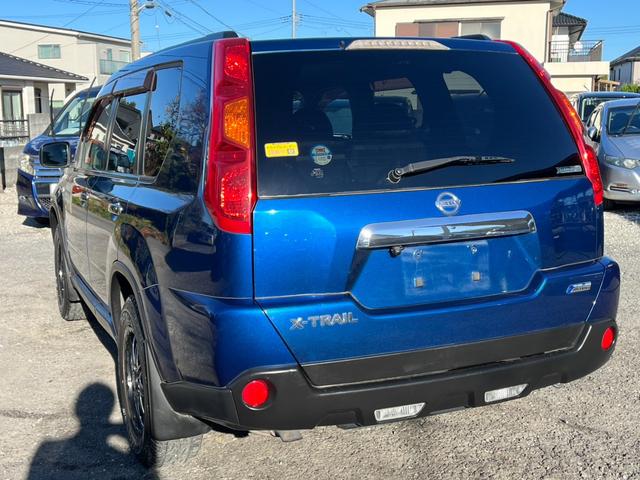エクストレイル ２０ＧＴ　４ＷＤ　バックカメラ　ナビ　ＴＶ　アルミホイール　スマートキー　ＭＴ　盗難防止システム　衝突安全ボディ　ＵＳＢ　ミュージックプレイヤー接続可　Ｂｌｕｅｔｏｏｔｈ　ＡＢＳ　エアコン　パワーステアリング（16枚目）