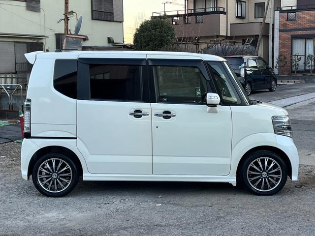 N-BOXカスタム G ターボSSパッケージ 4WD バックカメラ 両側電動スライドドア ナビ TV クリアランスソナー オートクルーズコントロール オートライト HID スマートキー アイドリングストップ ベンチシート CVT 盗難防止システム(14枚目)