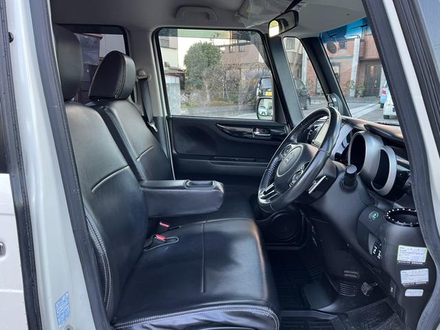 N-BOXカスタム G ターボSSパッケージ 4WD バックカメラ 両側電動スライドドア ナビ TV クリアランスソナー オートクルーズコントロール オートライト HID スマートキー アイドリングストップ ベンチシート CVT 盗難防止システム(22枚目)