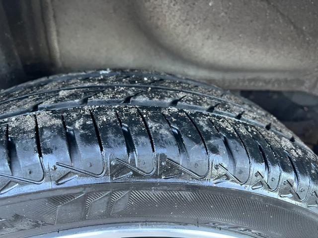 N-BOXカスタム G ターボSSパッケージ 4WD バックカメラ 両側電動スライドドア ナビ TV クリアランスソナー オートクルーズコントロール オートライト HID スマートキー アイドリングストップ ベンチシート CVT 盗難防止システム(24枚目)