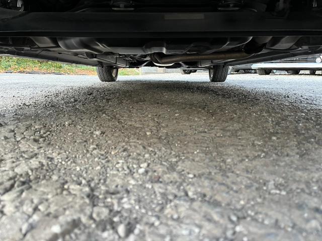 タント カスタムRS 電動スライドドア HID スマートキー ベンチシート ターボ CVT 盗難防止システム ABS CD アルミホイール 衝突安全ボディ エアコン パワーステアリング パワーウィンドウ(25枚目)