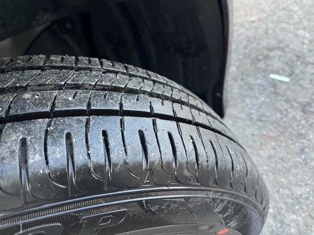 フィット 13G・スマートセレクション スマートキー CVT 盗難防止システム 衝突安全ボディ ABS CD ミュージックプレイヤー接続可 エアコン パワーステアリング パワーウィンドウ(21枚目)