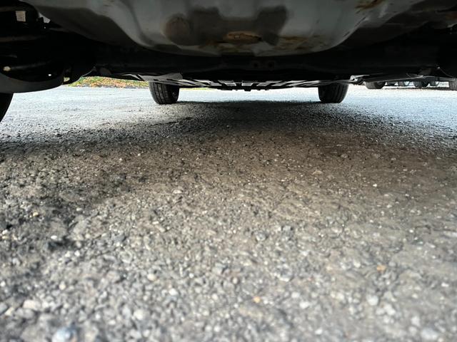 フィット 13G・スマートセレクション スマートキー CVT 盗難防止システム 衝突安全ボディ ABS CD ミュージックプレイヤー接続可 エアコン パワーステアリング パワーウィンドウ(26枚目)