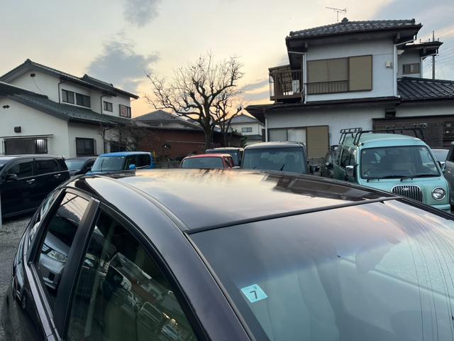 フィット 13G・スマートセレクション スマートキー CVT 盗難防止システム 衝突安全ボディ ABS CD ミュージックプレイヤー接続可 エアコン パワーステアリング パワーウィンドウ(27枚目)