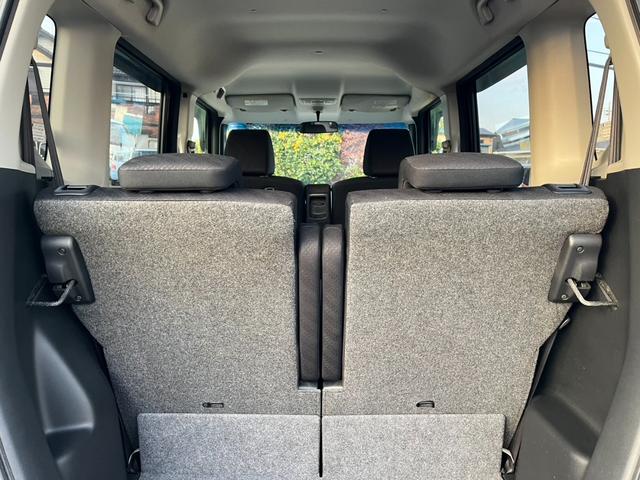 N-BOXカスタム G・ターボパッケージ 4WD バックカメラ 両側電動スライドドア ナビ TV オートクルーズコントロール オートライト HID スマートキー アイドリングストップ ベンチシート CVT 盗難防止システム ABS ESC(19枚目)