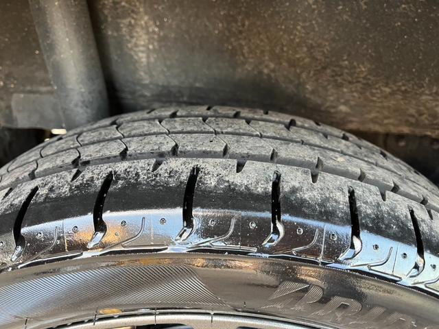 N-BOXカスタム G・ターボパッケージ 4WD バックカメラ 両側電動スライドドア ナビ TV オートクルーズコントロール オートライト HID スマートキー アイドリングストップ ベンチシート CVT 盗難防止システム ABS ESC(21枚目)