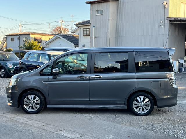 ステップワゴンスパーダ Z クールスピリット バックカメラ ナビ TV オートクルーズコントロール 両側電動スライドドア オートライト HID スマートキー アイドリングストップ 3列シート CVT アルミホイール USB(18枚目)