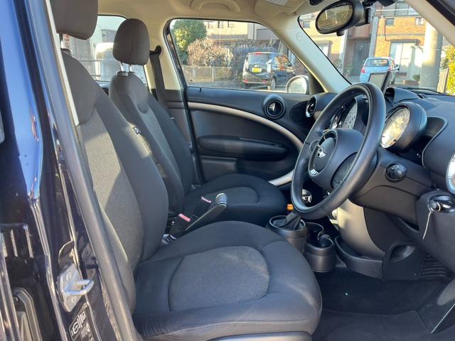 MINI クーパー クロスオーバー ナビ TV アルミホイール オートライト キーレスエントリー AT 盗難防止システム ABS ESC CD エアコン パワーステアリング パワーウィンドウ(7枚目)