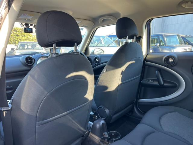 MINI クーパー クロスオーバー ナビ TV アルミホイール オートライト キーレスエントリー AT 盗難防止システム ABS ESC CD エアコン パワーステアリング パワーウィンドウ(11枚目)