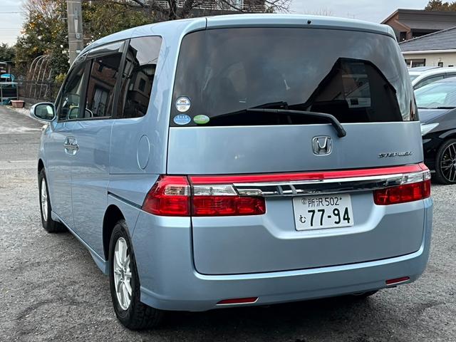 ステップワゴン Ｇ　福祉車輌　バックカメラ　ナビ　ＴＶ　両側電動スライドドア　キーレスエントリー　３列シート　ＡＴ　アルミホイール　ＣＤ　盗難防止システム　衝突安全ボディ　ＡＢＳ　エアコン　パワーステアリング（17枚目）