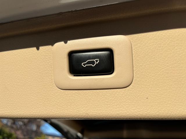 すぐにご来店頂けない場合や遠方にお住まいの方、車両状態の詳細が知りたい方はお気軽にご連絡下さい♪