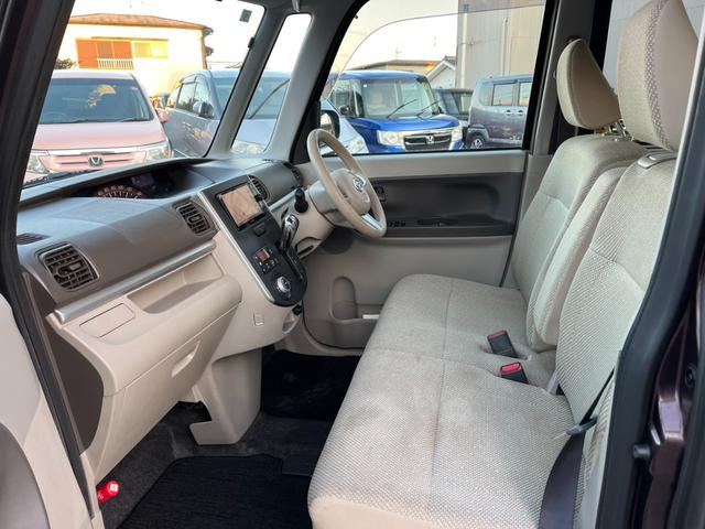 タント Ｘターボ　ＳＡ　ＥＴＣ　バックカメラ　両側スライド・片側電動　ナビ　ＴＶ　衝突被害軽減システム　オートライト　スマートキー　アイドリングストップ　ベンチシート　ＣＶＴ　盗難防止システム　ＡＢＳ　ＥＳＣ　ＣＤ（9枚目）