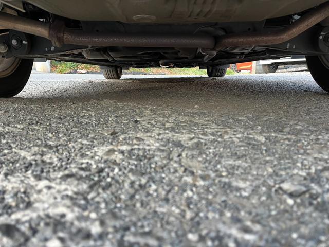 オデッセイ L ETC 全周囲カメラ ナビ オートクルーズコントロール オートライト HID スマートキー 3列シート CVT アルミホイール 盗難防止システム 衝突安全ボディ ABS ESC エアコン(30枚目)