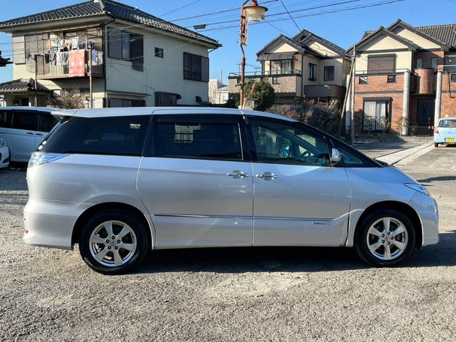 エスティマハイブリッド Ｘ　４ＷＤ　バックカメラ　ナビ　ＴＶ　クリアランスソナー　オートクルーズコントロール　両側スライド・片側電動　オートライト　ＨＩＤ　スマートキー　電動格納ミラー　ＣＶＴ　アルミホイール　ＣＤ　ＤＶＤ再生（14枚目）