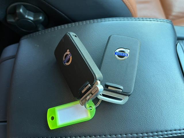 Ｖ６０ Ｔ４　バックカメラ　ナビ　ＴＶ　クリアランスソナー　アルミホイール　シートヒーター　ＡＴ　ＵＳＢ　ミュージックプレイヤー接続可　Ｂｌｕｅｔｏｏｔｈ　エアコン　パワーウィンドウ（8枚目）