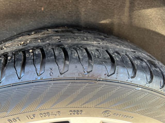 ヴェルファイア 2.4Z バックカメラ ナビ TV クリアランスソナー 両側電動スライドドア オートライト HID スマートキー 後席モニター 3列シート CVT アルミホイール USB Bluetooth 盗難防止システム(20枚目)