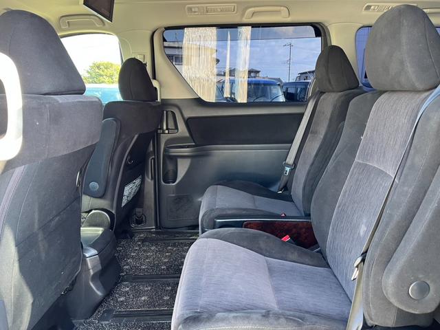 ヴェルファイア 2.4Z バックカメラ ナビ TV クリアランスソナー 両側電動スライドドア オートライト HID スマートキー 後席モニター 3列シート CVT アルミホイール USB Bluetooth 盗難防止システム(29枚目)