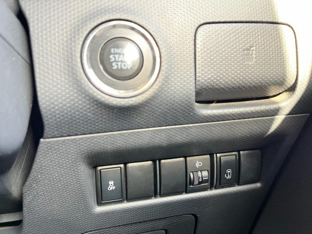 ソリオ Ｇリミテッド　バックカメラ　ナビ　ＴＶ　両側スライド・片側電動　スマートキー　ＣＶＴ　ＣＤ　ＵＳＢ　Ｂｌｕｅｔｏｏｔｈ　盗難防止システム　衝突安全ボディ　ＡＢＳ　ＥＳＣ　エアコン　パワーステアリング（6枚目）