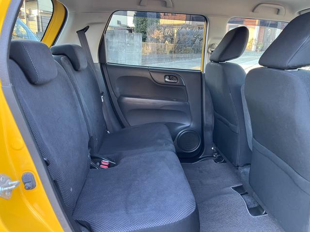 N-ONE ツアラー・Lパッケージ バックカメラ オートクルーズコントロール オートライト HID スマートキー アイドリングストップ ベンチシート CVT 盗難防止システム ABS ESC CD アルミホイール 衝突安全ボディ(9枚目)