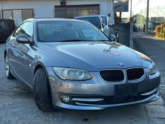 ３シリーズ ３２０ｉ　ハイラインパッケージ　ナビ　ＡＴ　オートライト　ＨＩＤ　スマートキー　アルミホイール　盗難防止システム　ＡＢＳ　エアコン　パワーステアリング　パワーウィンドウ（12枚目）